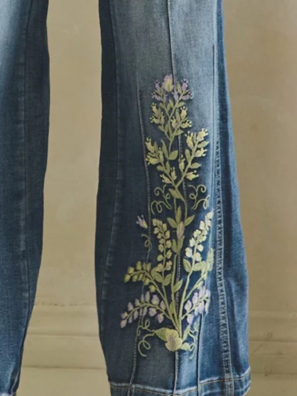 🎉 OLI & HALI “Big Sky“ OLI and HALI DARTED PANTS WITH FLORAL EMBROIDERY 61A - Picture 5 of 9
